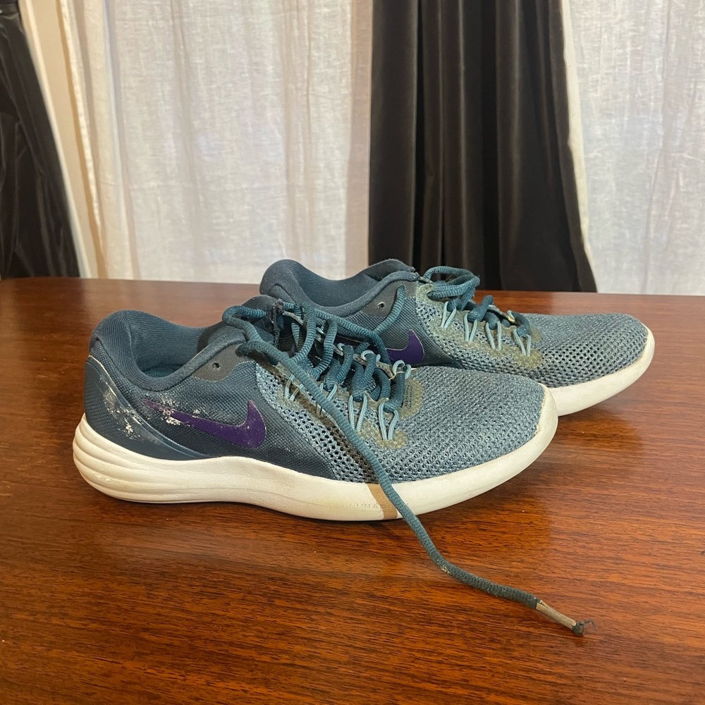 NIKE blue lunar apparent sneakers